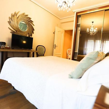 Hostal Goya Suites Salamanca Bagian luar foto